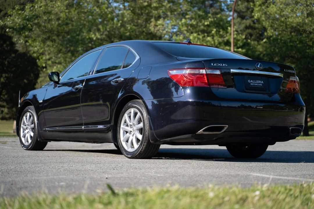 2008 Lexus LS 4th Gen - Image 10 of 31