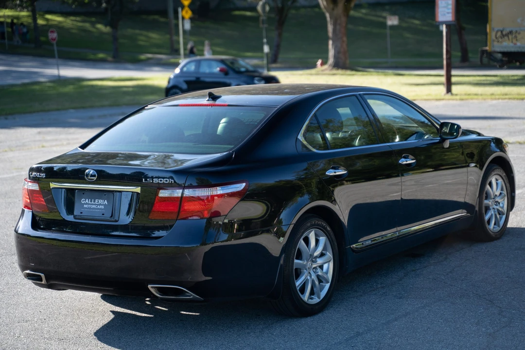 2008 Lexus LS 4th Gen - Image 18 of 31