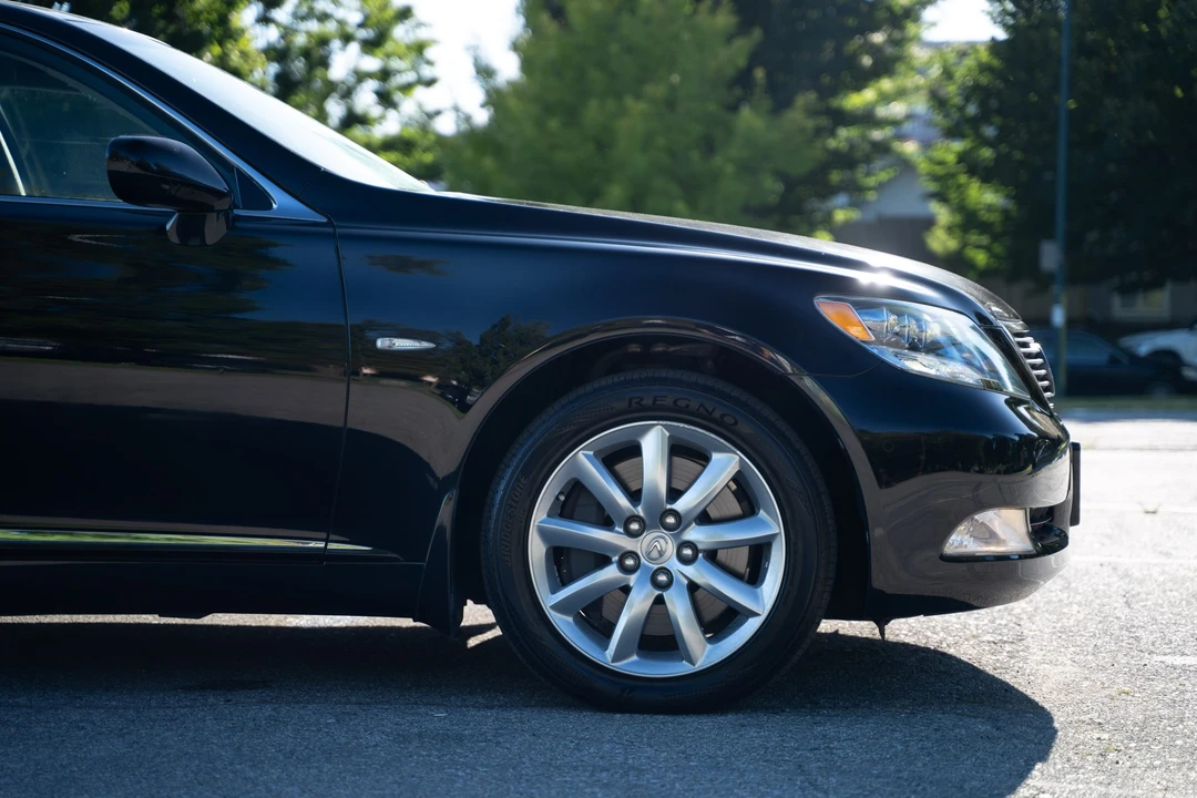 2008 Lexus LS 4th Gen - Image 31 of 31