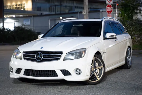 2010 Mercedes-Benz C63 AMG Wagon