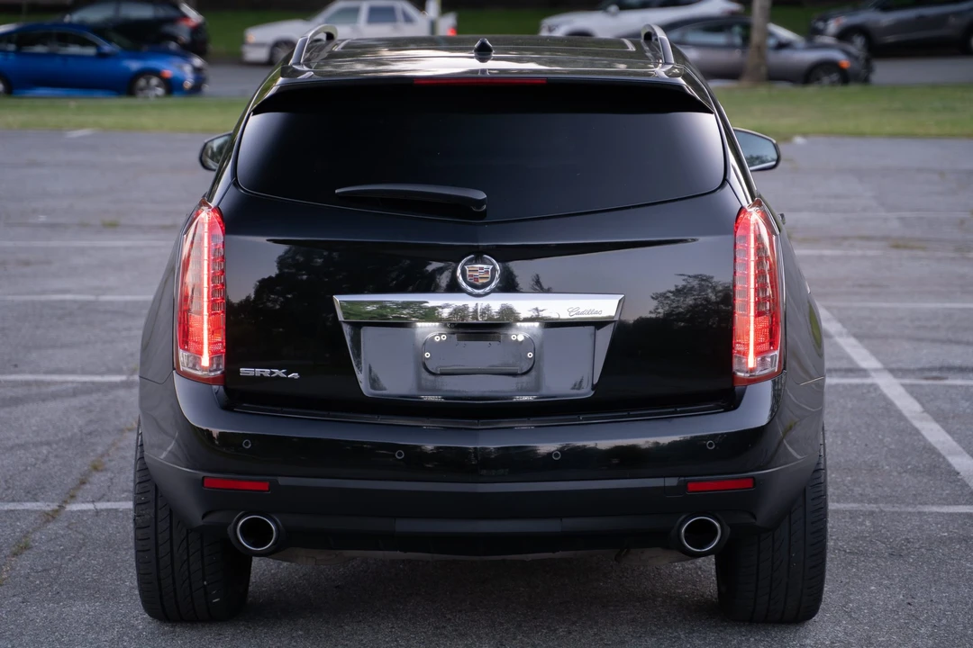 2011 Cadillac SRX - Image 29 of 31