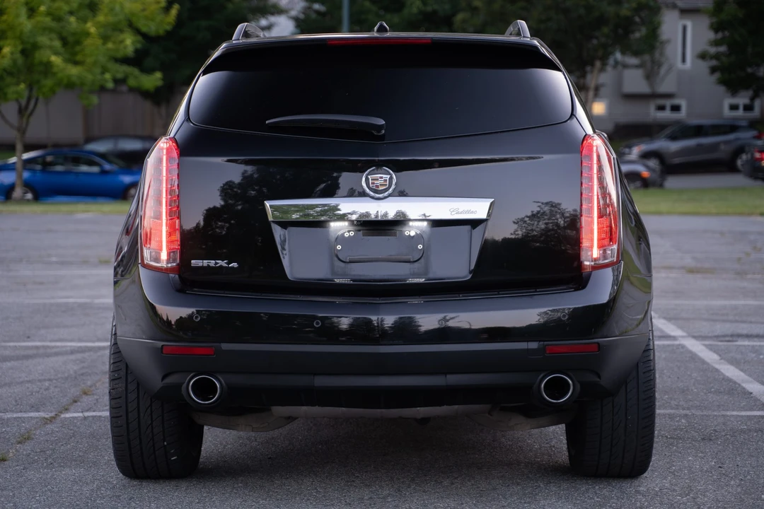 2011 Cadillac SRX - Image 30 of 31
