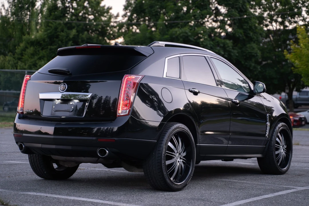 2011 Cadillac SRX - Image 17 of 31
