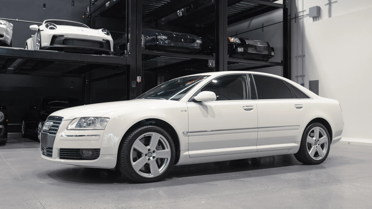 2005 Audi D3 A8 - Image 2 of 31