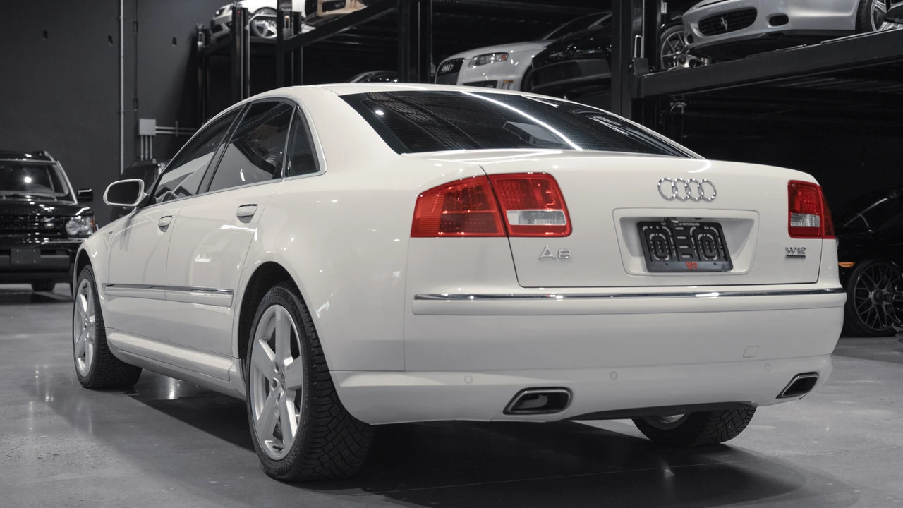 2005 Audi D3 A8 - Image 13 of 31