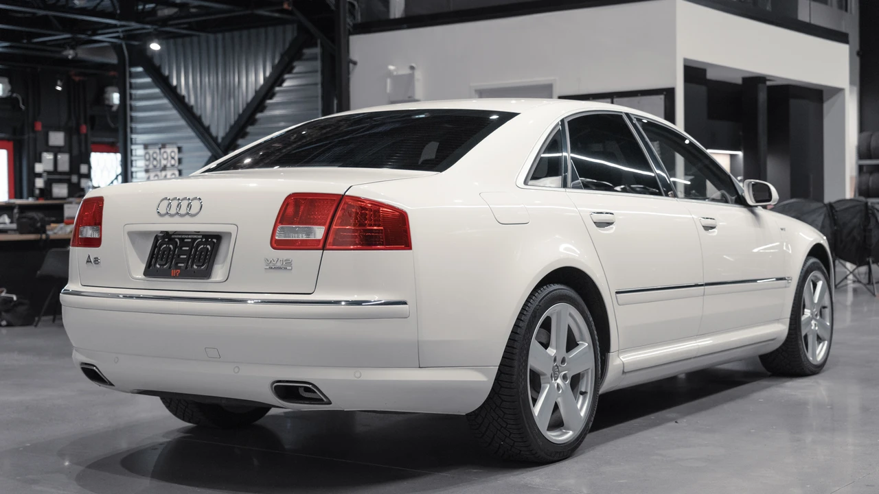2005 Audi D3 A8 - Image 11 of 31