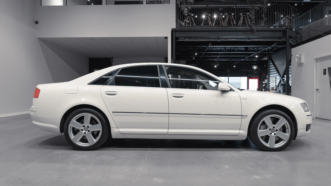 2005 Audi D3 A8 - Image 9 of 31