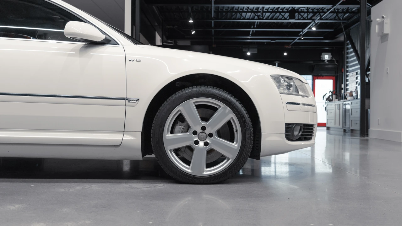 2005 Audi D3 A8 - Image 30 of 31