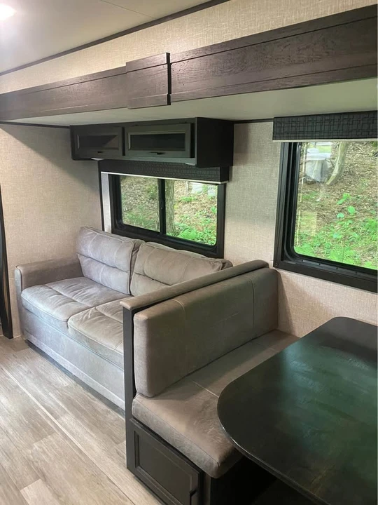 2022 Jayco Jay Flight SLX - Image 6 of 10