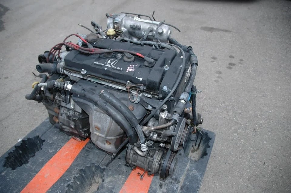 1990 Parts & Memorabilia Engines - Image 4 of 10