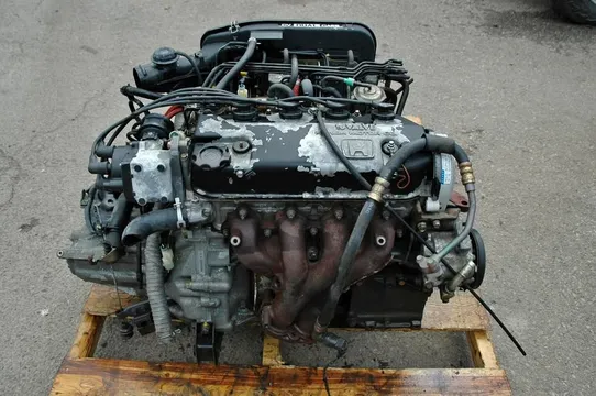 Honda D15B Sohc 16-Valve Cv Dual Carb Engine & 5 Speed Tranny
