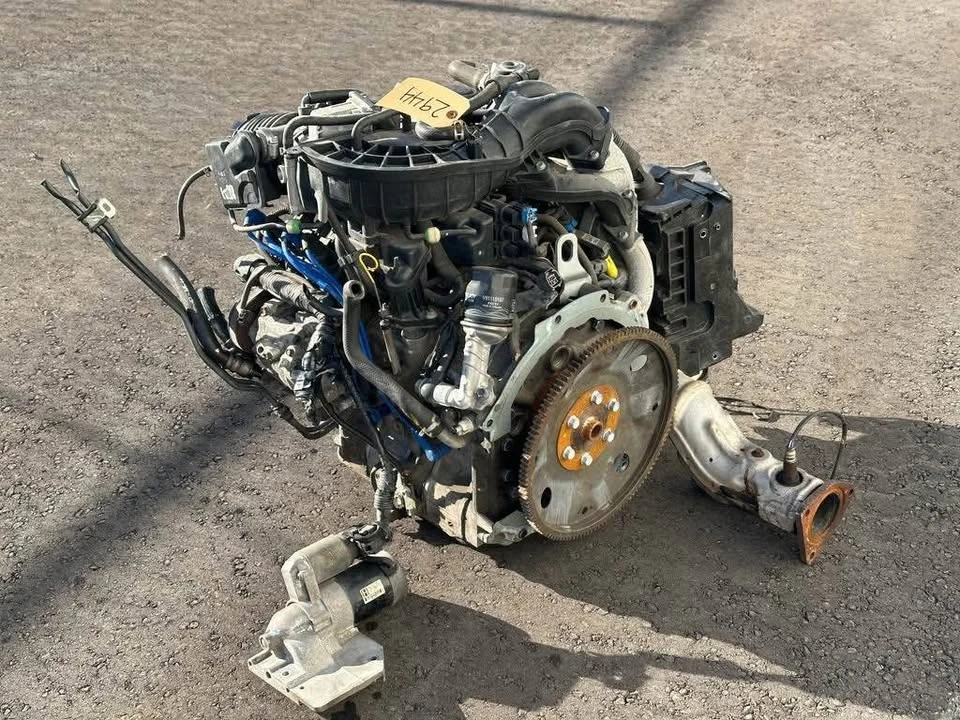 Parts & Memorabilia Engines - Image 9 of 9