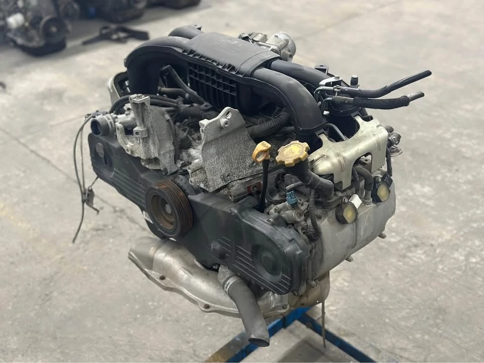 2006 Parts & Memorabilia Engines - Image 8 of 8