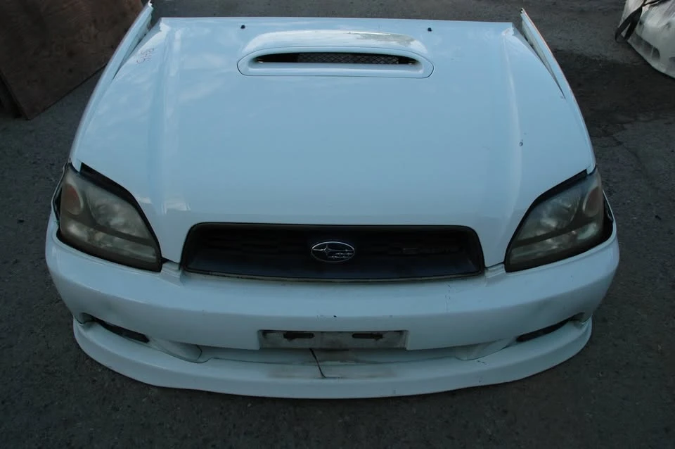 1998 Parts & Memorabilia Bodywork - Image 2 of 9