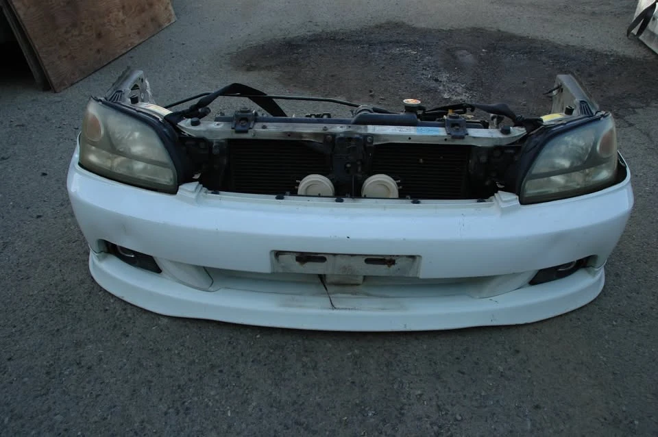1998 Parts & Memorabilia Bodywork - Image 8 of 9