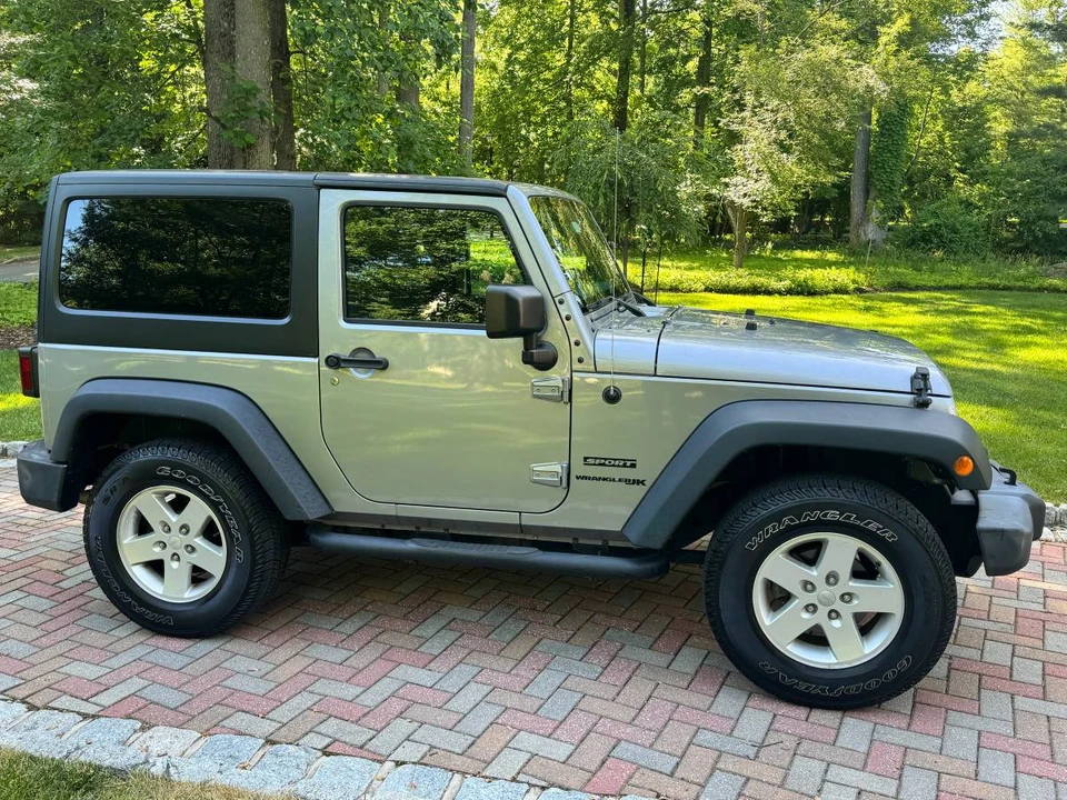 2018 Jeep JK Wrangler - Image 5 of 17