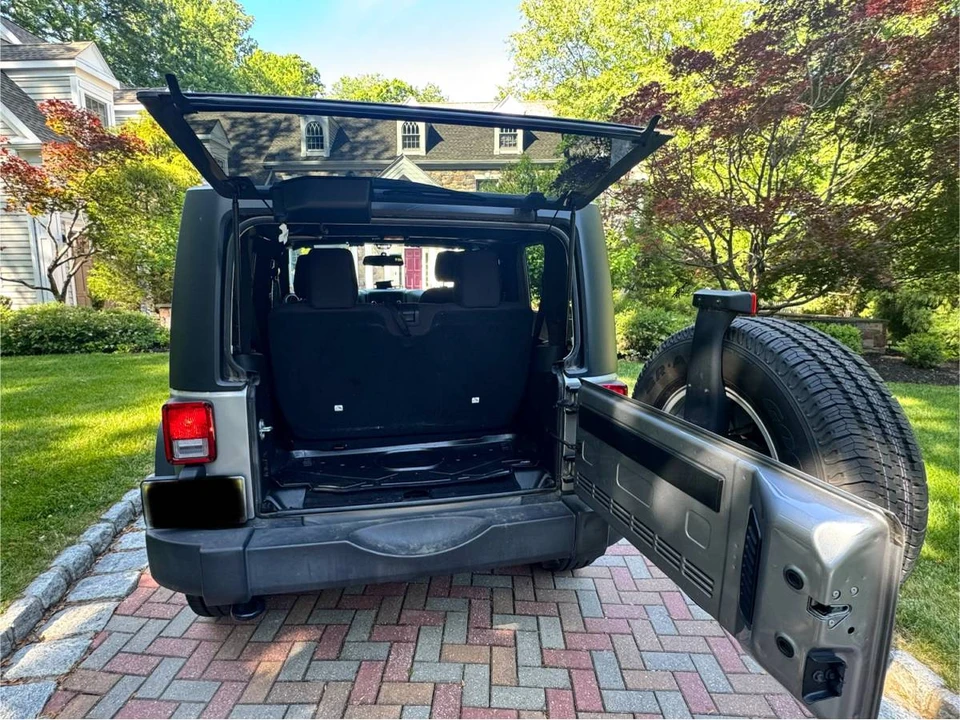 2018 Jeep JK Wrangler - Image 12 of 17