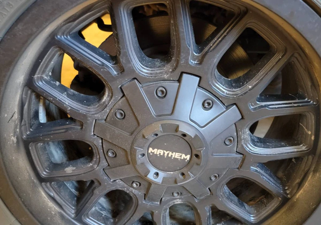 2021 Jeep JL Wrangler - Image 10 of 10