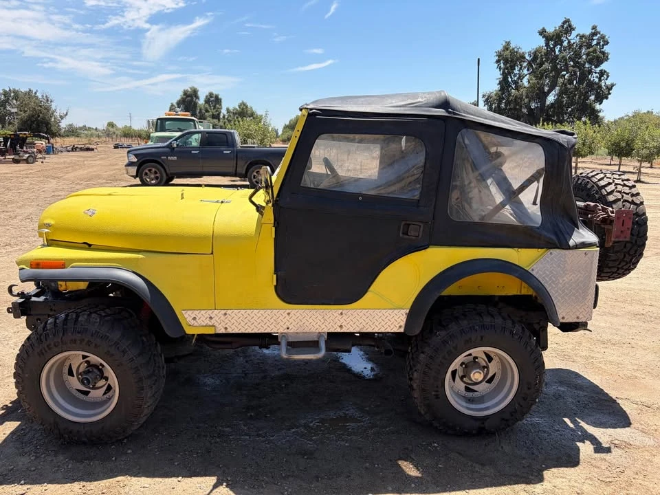 Jeep CJ5 - Image 2 of 9