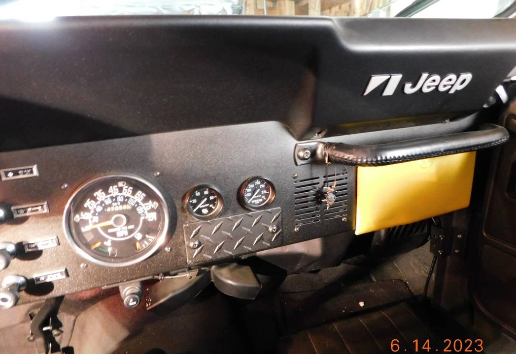 1982 Jeep CJ7 - Image 4 of 15