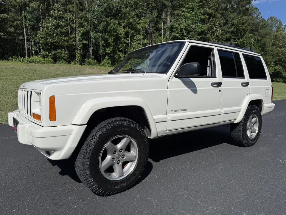 Jeep XJ Cherokee - Image 5 of 31