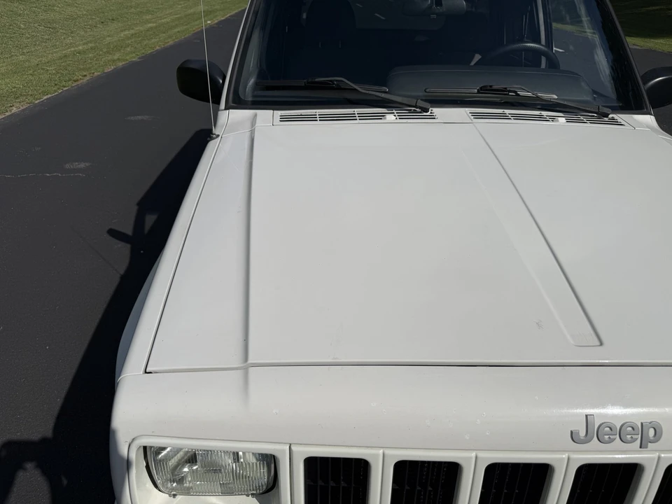 Jeep XJ Cherokee - Image 24 of 31