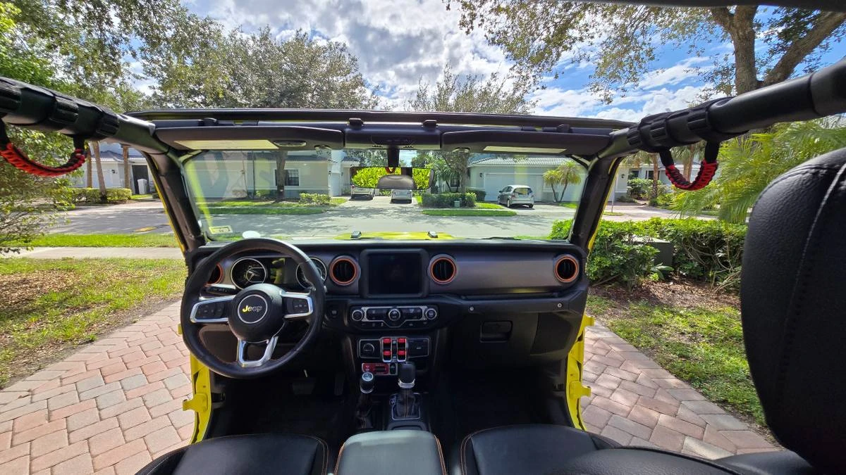 2023 Jeep JT Gladiator - Image 12 of 24