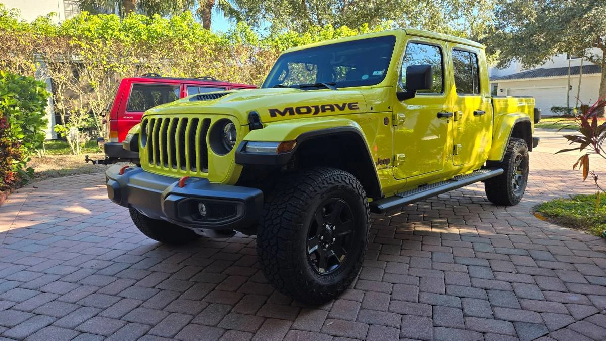2023 Jeep JT Gladiator - Image 14 of 24