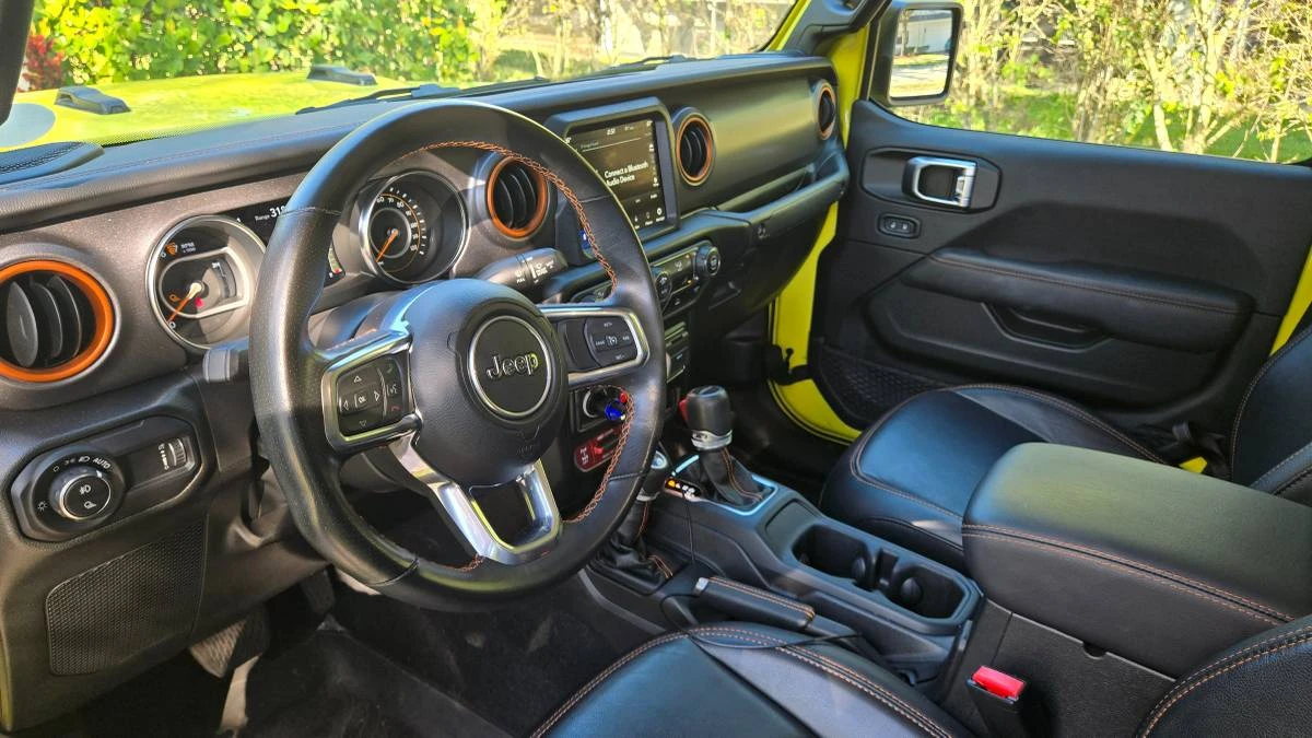 2023 Jeep JT Gladiator - Image 18 of 24