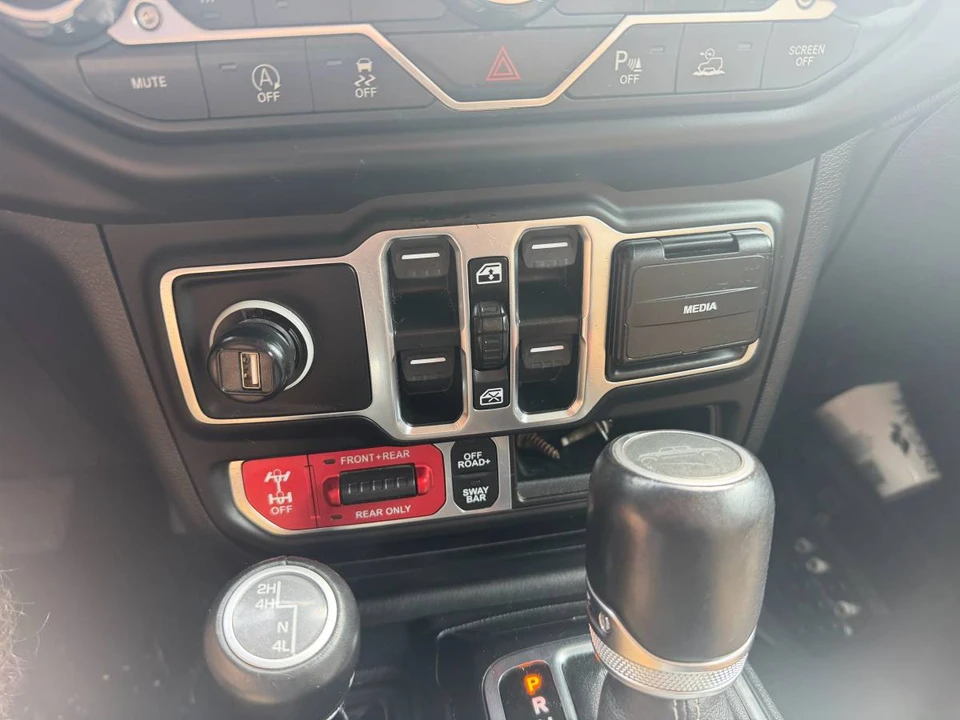 2021 Jeep JT Gladiator - Image 8 of 17