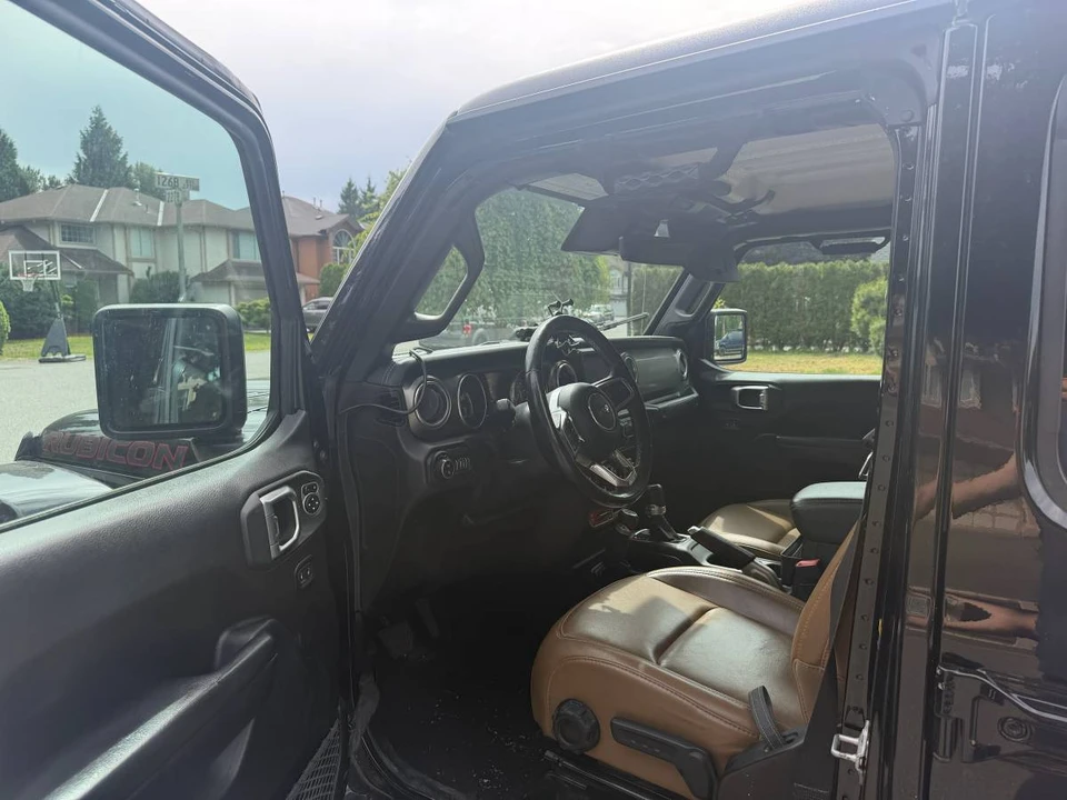 2021 Jeep JT Gladiator - Image 14 of 17