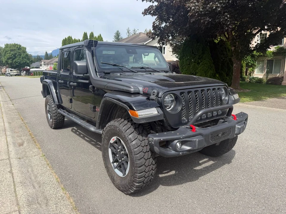 2021 Jeep JT Gladiator - Image 2 of 17