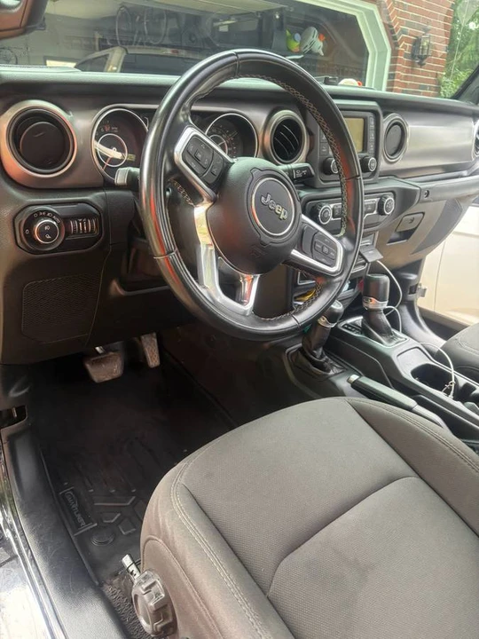 2020 Jeep JT Gladiator - Image 3 of 5