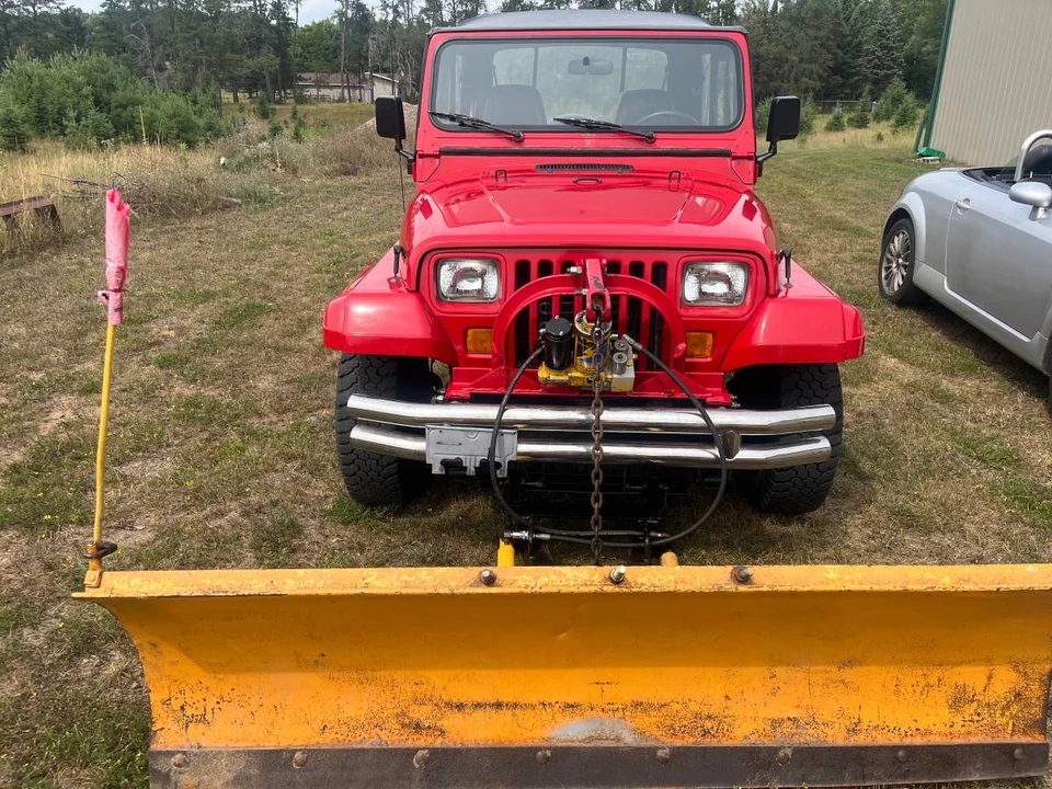 1993 Jeep YJ Wrangler - Image 9 of 11