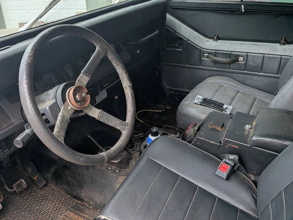 1995 Jeep YJ Wrangler - Image 3 of 5
