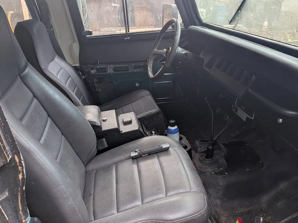 1995 Jeep YJ Wrangler - Image 2 of 5