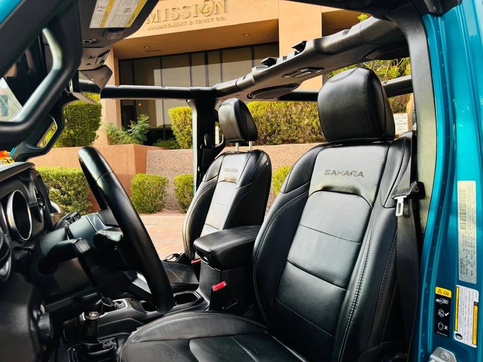 2020 Jeep JL Wrangler - Image 16 of 24