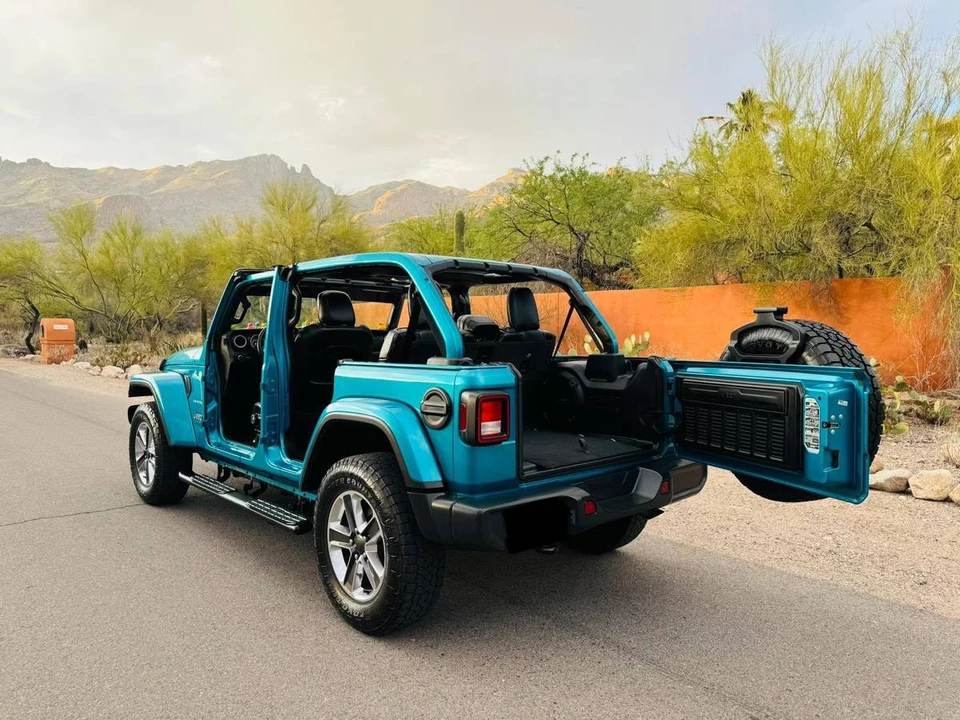 2020 Jeep JL Wrangler - Image 14 of 24
