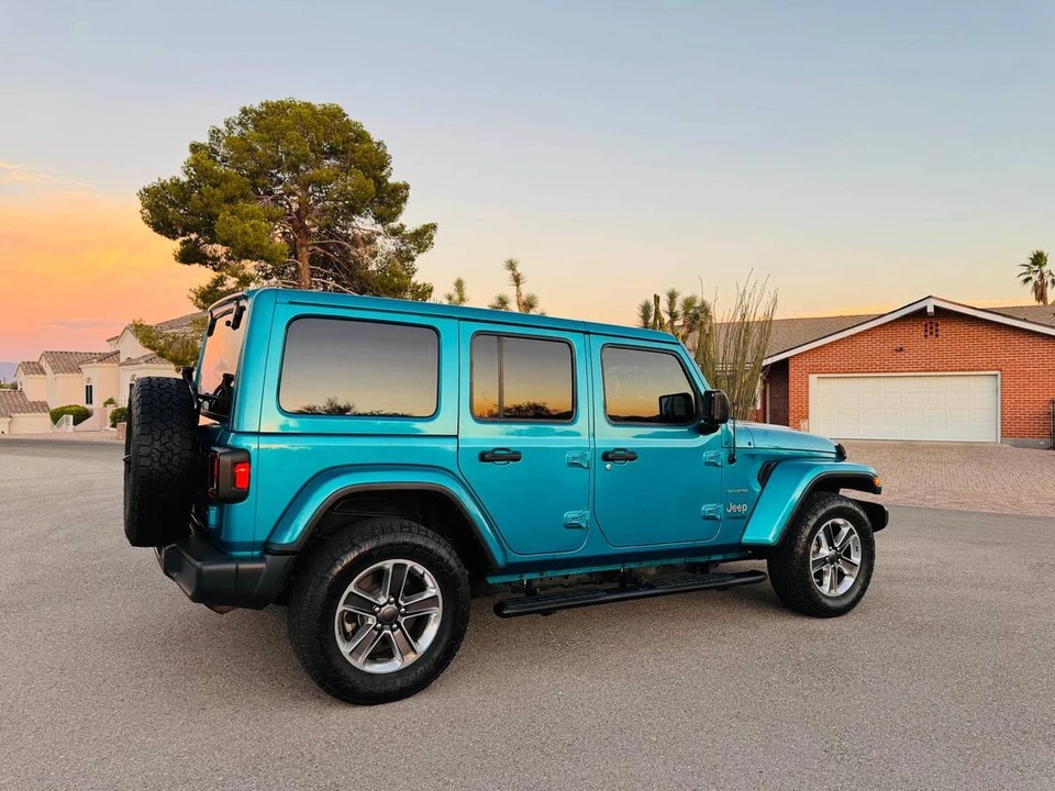 2020 Jeep JL Wrangler - Image 7 of 24