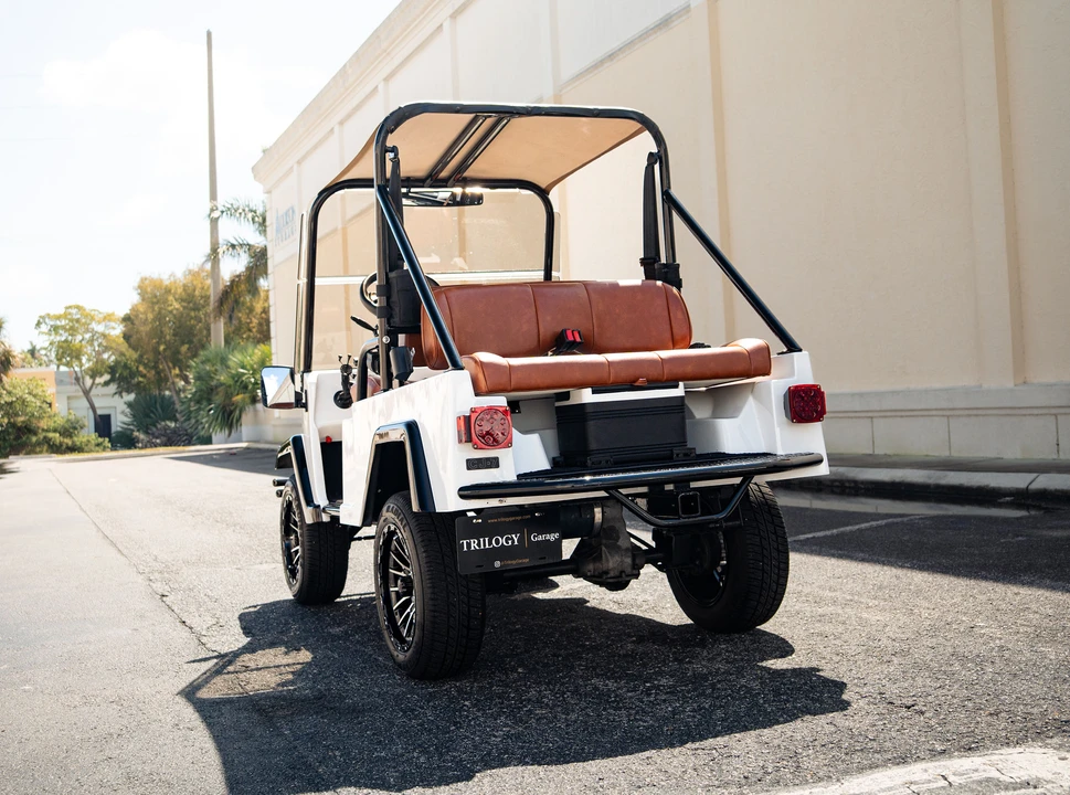 Parts & Memorabilia Golf Carts - Image 4 of 31