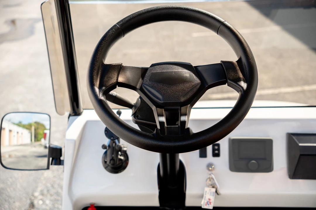 Parts & Memorabilia Golf Carts - Image 30 of 31