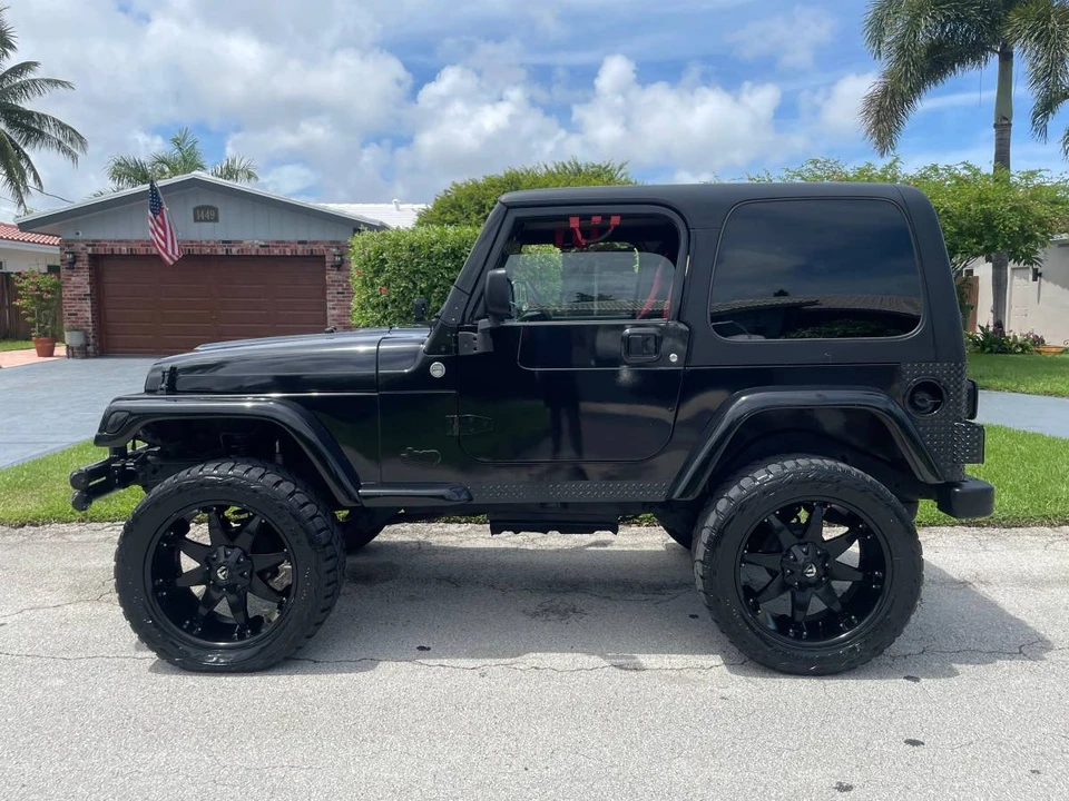 2005 Jeep TJ Wrangler - Image 3 of 10