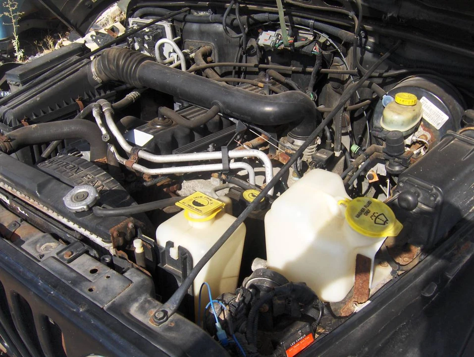 2000 Jeep TJ Wrangler - Image 8 of 20