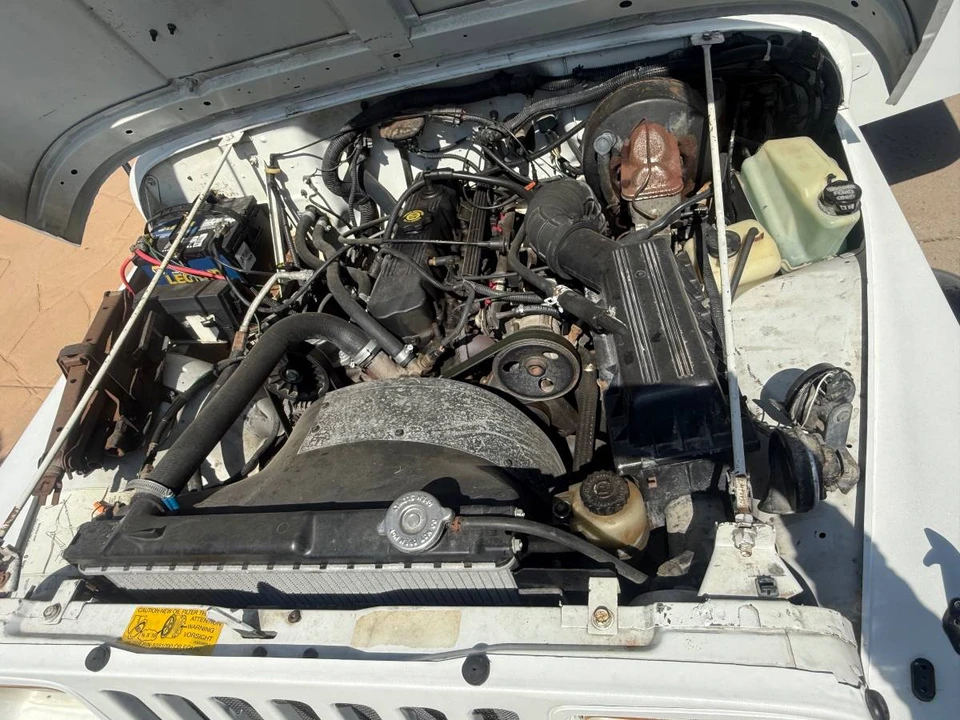 1993 Jeep YJ Wrangler - Image 12 of 14