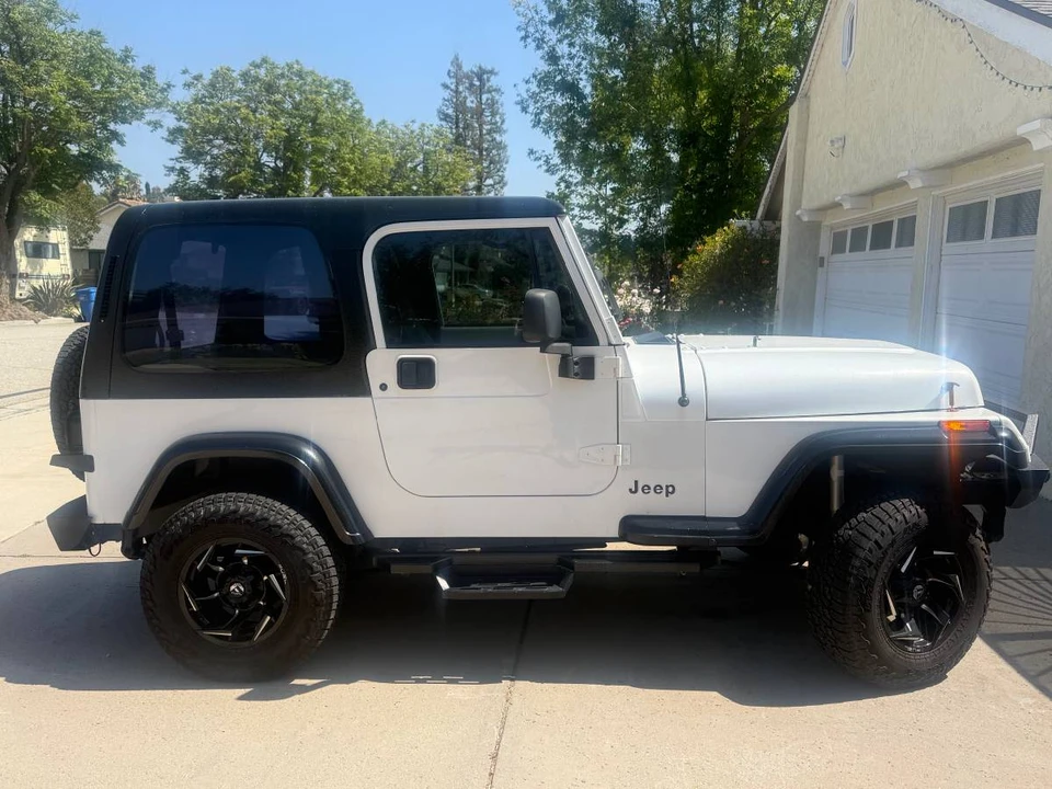 1993 Jeep YJ Wrangler - Image 13 of 14