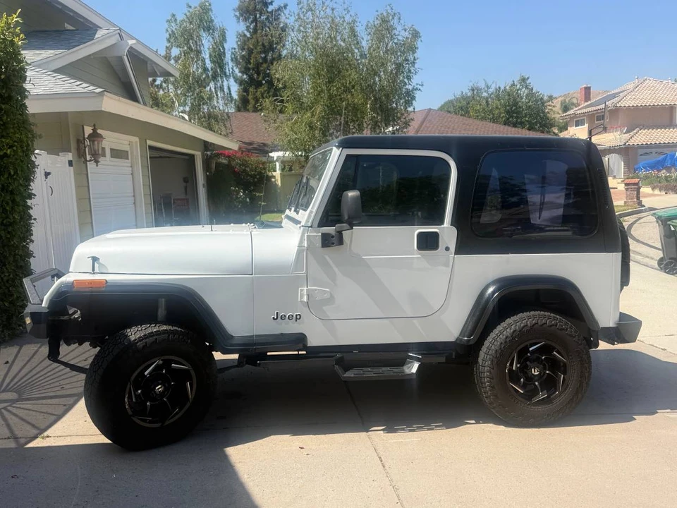 1993 Jeep YJ Wrangler - Image 14 of 14