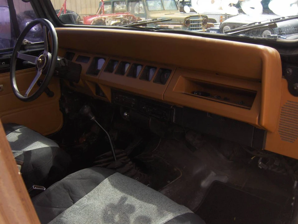 1994 Jeep YJ Wrangler - Image 8 of 14