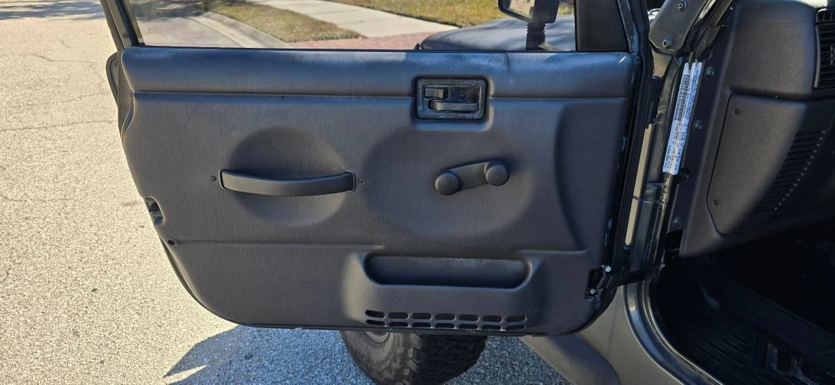 1999 Jeep TJ Wrangler - Image 5 of 9