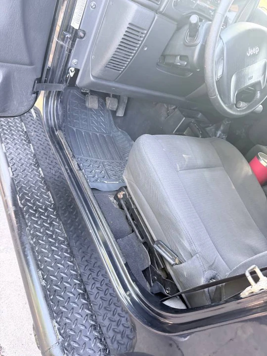 2006 Jeep TJ Wrangler - Image 17 of 20