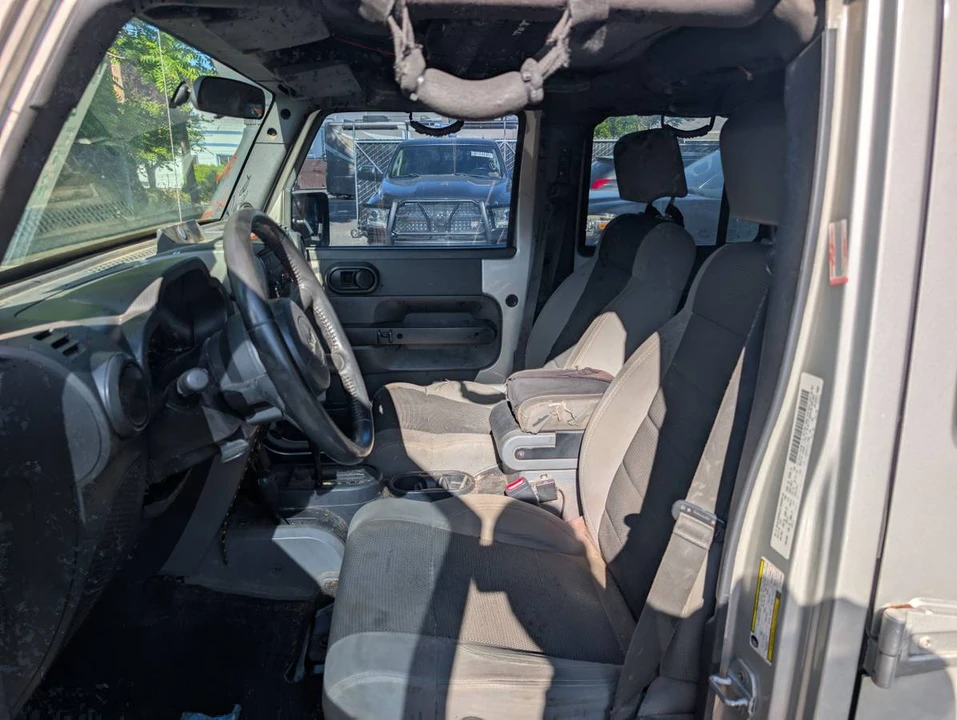 2007 Jeep JK Wrangler - Image 10 of 15